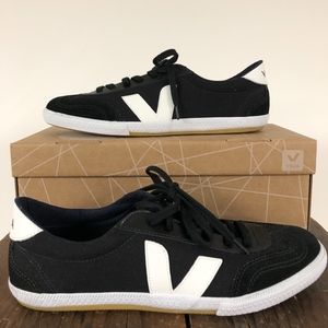 Volley Canvas Sneaker